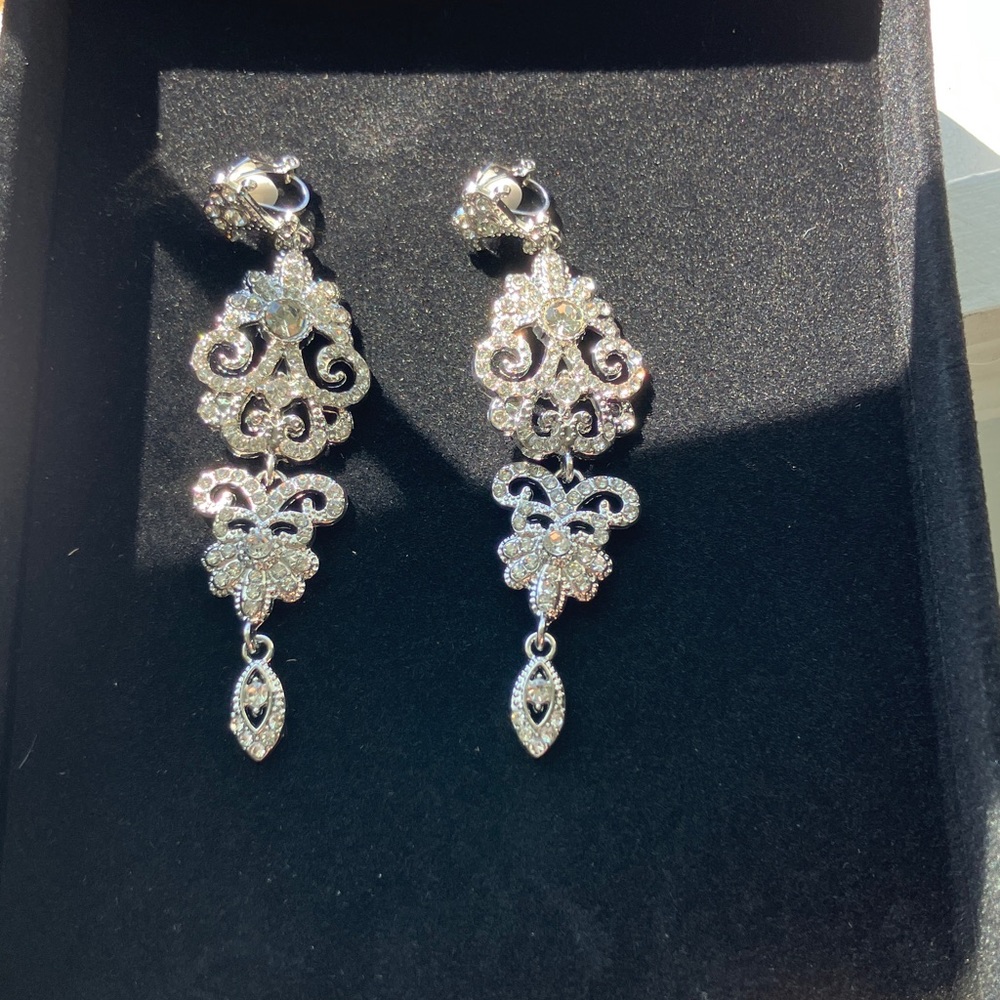 Elegant Silver-Tone Crystal Drop Earrings - Sparkling Bridal Jewelry